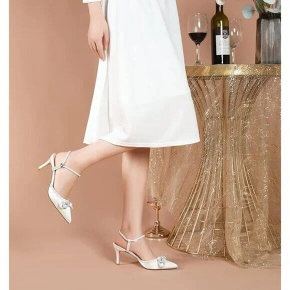 Susanny Size 12 Heel Womens White Satin Shoes Rhinestone Strappy Closed Toe Bow - Picture 7 of 7